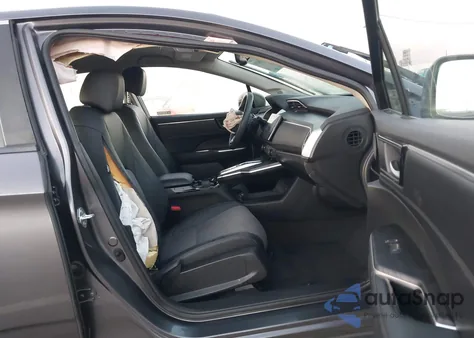 2020 Honda Clarity Plug-In Hybrid from USA, damaged, VIN JHMZC5F19LC000091